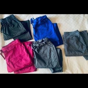🔥 SOLD 🔥 5 pair size Large Scrub Bottoms
